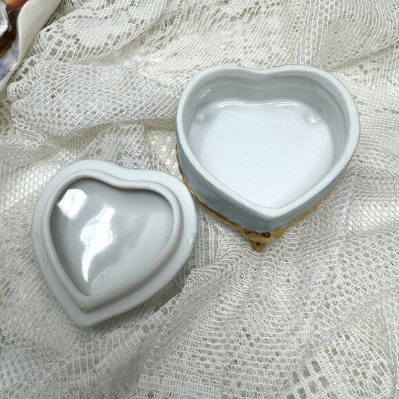 Hand-Painted Heart-Shaped Trinket Box With Blue Flowers & Gold Accents - Picture 4 of 8